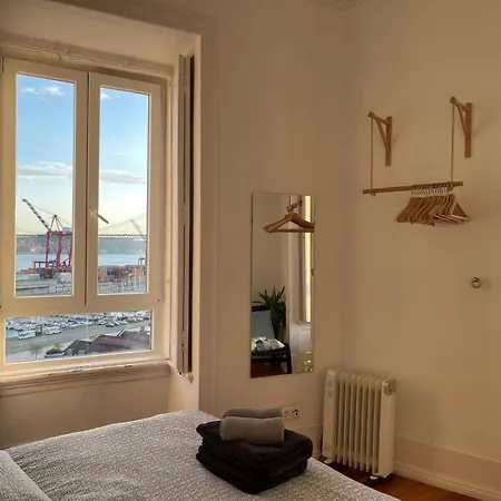 Embassy Arriaga Private Elegance In Stylish Shared Guest house