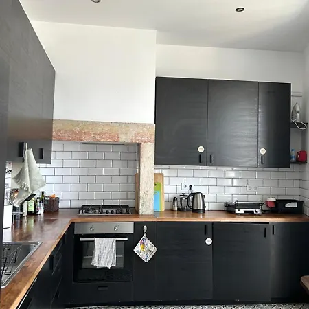 Embassy Arriaga Private Elegance In Stylish Shared