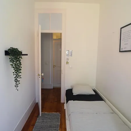 Casa de hóspedes Embassy Arriaga Private Elegance In Stylish Shared Lisboa