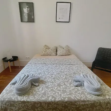 Embassy Arriaga Private Elegance In Stylish Shared Lisboa