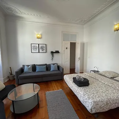 Embassy Arriaga Private Elegance In Stylish Shared