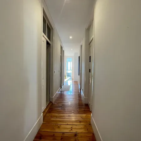Gasthuis Embassy Arriaga Private Elegance In Stylish Shared *