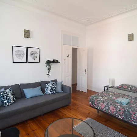 Embassy Arriaga Private Elegance In Stylish Shared * Лісабон